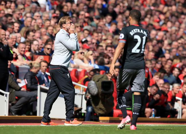 随着莱切1-0比萨，意甲最新积分榜出炉：紫百合令人大跌眼镜（莱切1-0小胜比萨，意甲积分榜更新：紫百合表现出人意料）