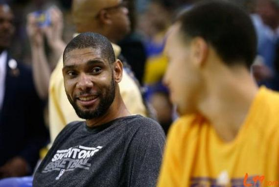 德转列中锋身价榜：哈兰德1.8亿欧居首，姆巴佩第二（德转中锋身价排行：哈兰德1.8亿欧领跑，姆巴佩位列第二）