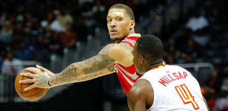 阿隆索：没给恩德里克和贡萨洛机会？其他前锋也能制造威胁（阿隆索谈未给恩德里克、贡萨洛机会：其他前锋同样能制造威胁）